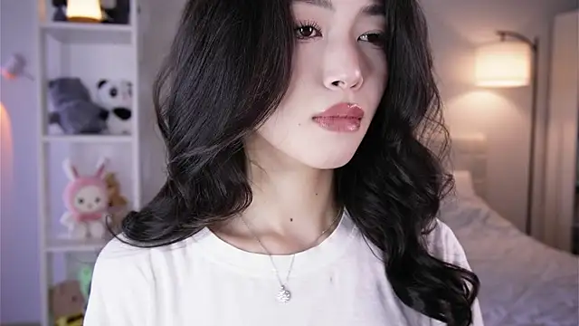 yourlittlesunrise  online show from 05.07.26