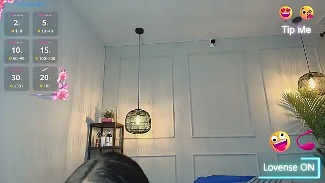 Nikki Vesper online show from 05.22.26