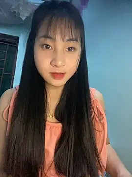 banlinh004 online show from 11.13.25