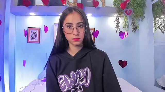 Alana Martinez  online show from 02.11.26