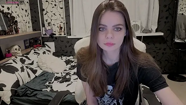 xAlisontiny online show from 03.04.26