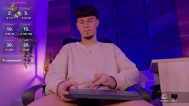 LiamThunder05  online show from 11.10.25