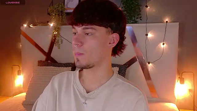 LiamThunder05  online show from 11.25.25