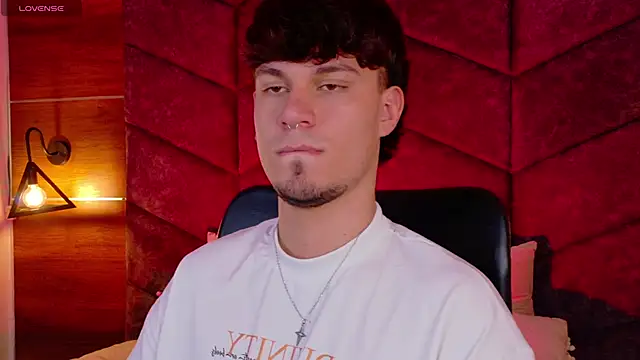 LiamThunder05  online show from 11.29.25