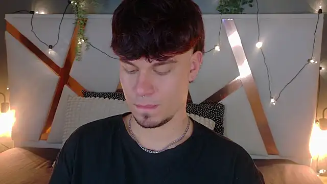 LiamThunder05  online show from 12.04.25