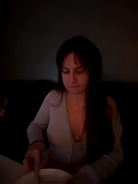 Snapshot of bebecita_x chatting on 11.06.25 bebecita x online show from 11.06.25