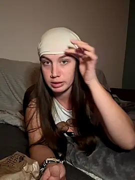 Snapshot of bebecita_x chatting on 11.23.25 bebecita x online show from 11.23.25