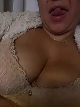 Daiana Andra online show from 11.04.25