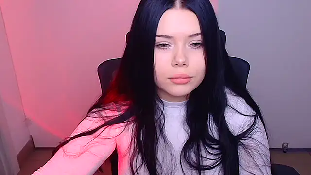 Mona Esty online show from 10.04.25