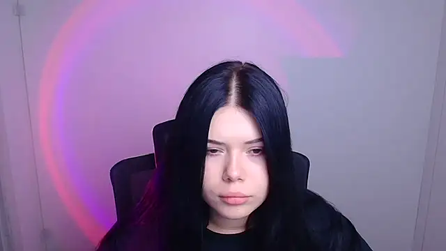 Mona Esty online show from 10.07.25