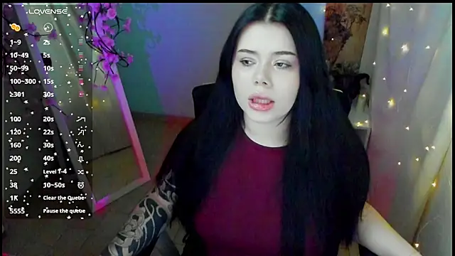 Mona Esty online show from 05.04.26