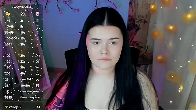 Mona Esty online show from 08.08.26