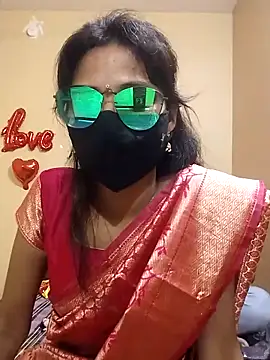 Snapshot of swethareddyy9119 chatting on 11.05.25 swethareddyy9119 online show from 11.05.25