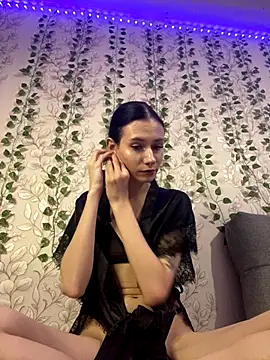 Kisa-Lisa  online show from 11.03.25