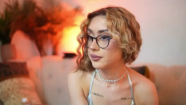 AileenKiss online show from 07.12.26