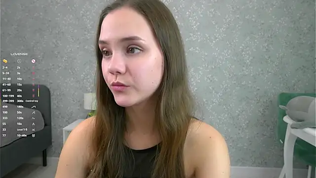 SweetSaraPie online show from 10.06.25