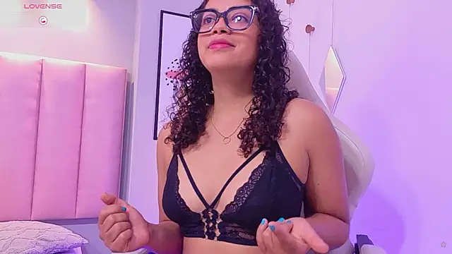 CamilaLevy online show from 04.18.26