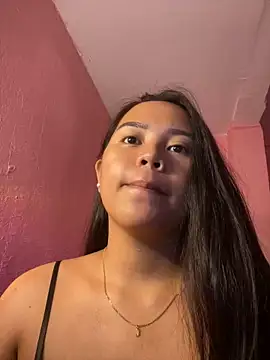 Snapshot of Funtasee_Andi chatting on 03.27.26 Funtasee Andi online show from 03.27.26