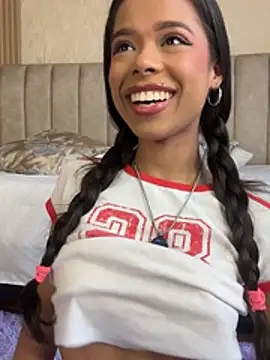 naomi hill1 online show from 04.24.26