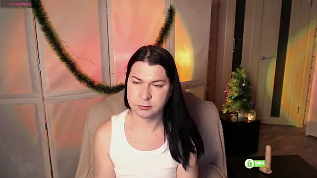 Snapshot of micromouse_mo chatting on 01.05.25 micromouse mo online show from 01.05.25