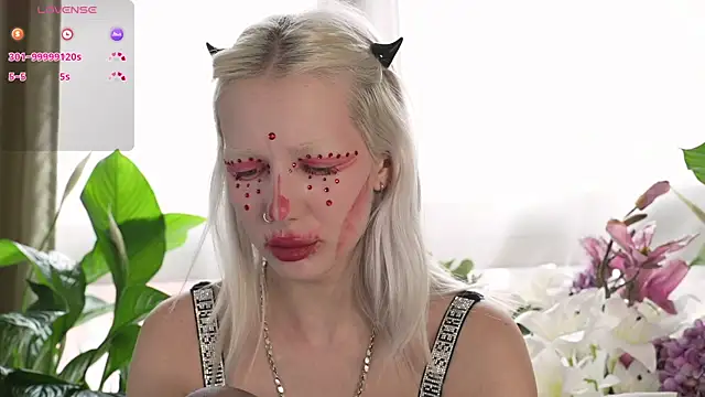 RanyThomson online show from 10.17.25