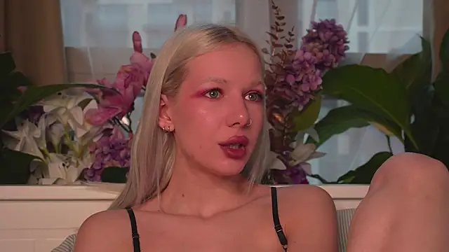 RanyThomson online show from 11.29.25