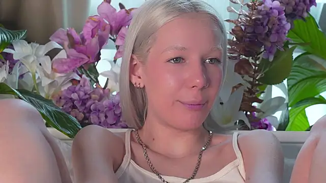 RanyThomson online show from 12.21.25