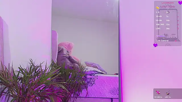 SoofiKiss online show from 02.27.26