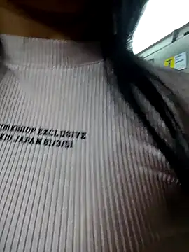 Snapshot of shannon_kinne_ chatting on 11.15.25 shannon kinne online show from 11.15.25