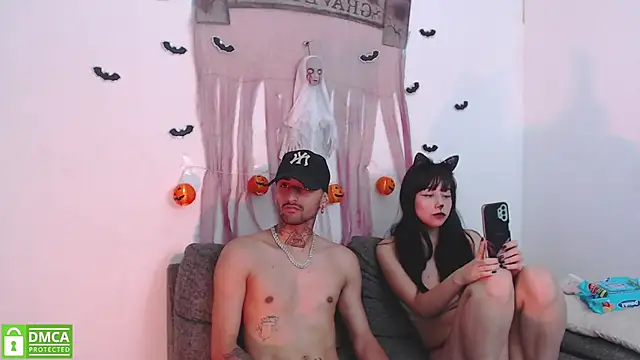 Snapshot of sombralovers chatting on 10.19.25 sombralovers online show from 10.19.25