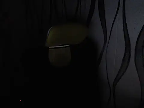 Snapshot of sexy_jade chatting on 10.22.25 sexy jade online show from 10.22.25