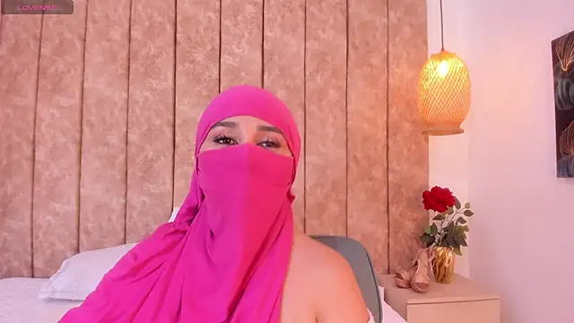  alishaa c online show from 12.23.25