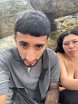 Snapshot of sofiandnick_smith chatting on 12.13.25 sofiandnick smith online show from 12.13.25