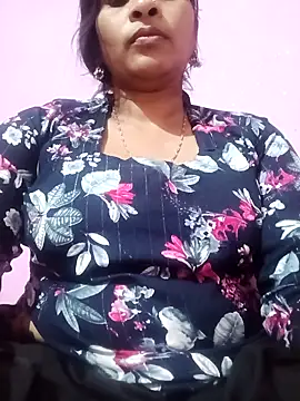 Priyanka hot54 online show from 10.08.25