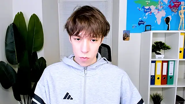 Snapshot of MarkBranston chatting on 02.09.26 MarkBranston online show from 02.09.26