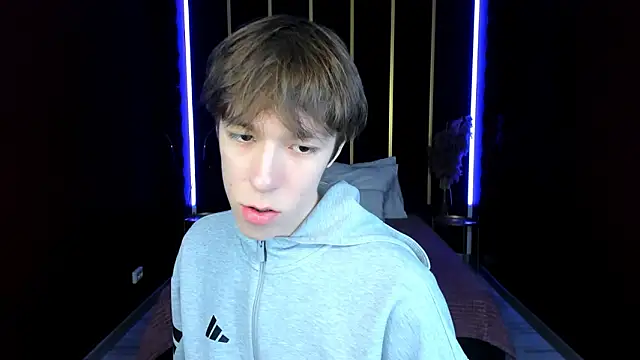 Snapshot of MarkBranston chatting on 03.08.26 MarkBranston online show from 03.08.26