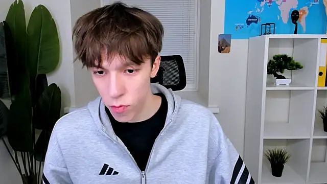 Snapshot of MarkBranston chatting on 03.27.26 MarkBranston online show from 03.27.26