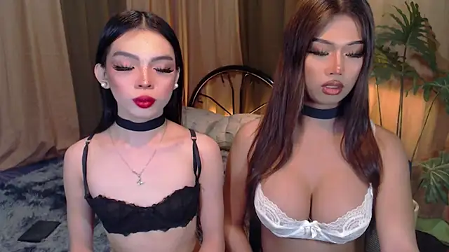 Snapshot of TWINKTRANSSHANEL chatting on 10.06.25 TWINKTRANSSHANEL online show from 10.06.25