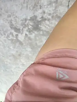 Snapshot of Mymy_love91 chatting on 02.25.26 Mymy love91 online show from 02.25.26