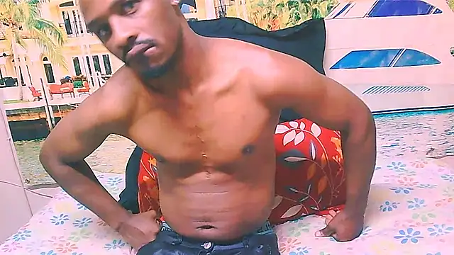 EbonyTiger69 online show from 04.21.26