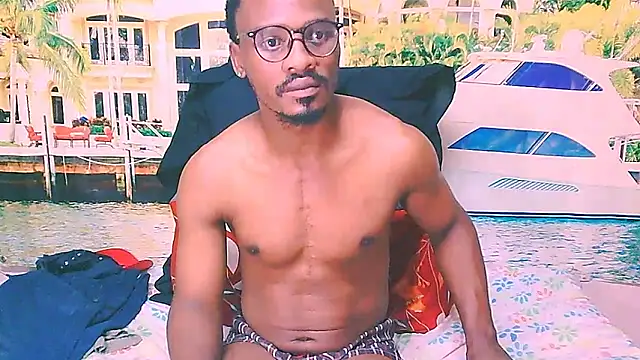 EbonyTiger69 online show from 04.21.26