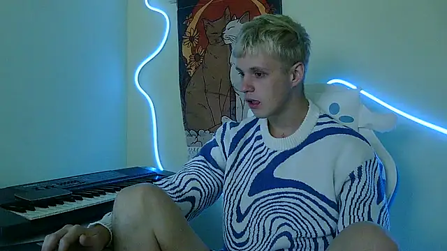 Snapshot of _Timmy_Boy_ chatting on 10.06.25  Timmy Boy  online show from 10.06.25