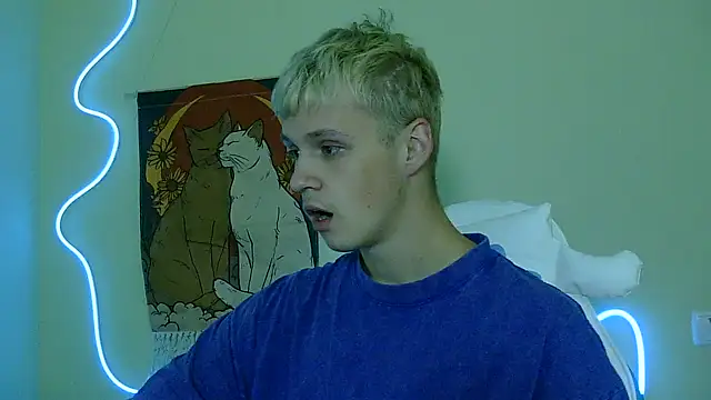 Snapshot of _Timmy_Boy_ chatting on 10.08.25  Timmy Boy  online show from 10.08.25