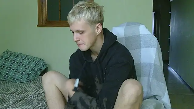 Snapshot of _Timmy_Boy_ chatting on 10.20.25  Timmy Boy  online show from 10.20.25