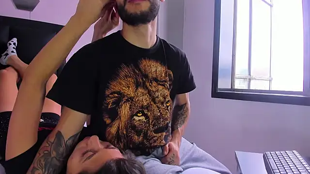 Snapshot of 2_fire chatting on 12.19.25 2 fire online show from 12.19.25