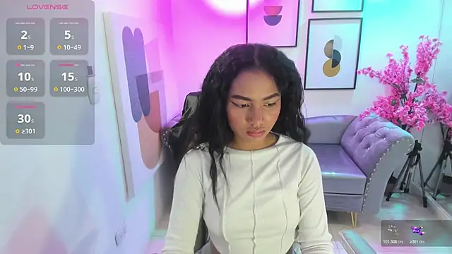 Juliie coper online show from 11.14.25