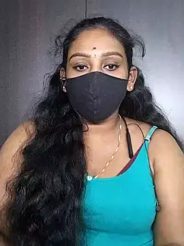 Snapshot of tamil_Monisha chatting on 11.13.25 tamil Monisha online show from 11.13.25