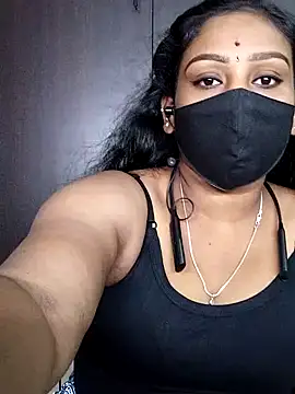 Snapshot of tamil_Monisha chatting on 11.15.25 tamil Monisha online show from 11.15.25