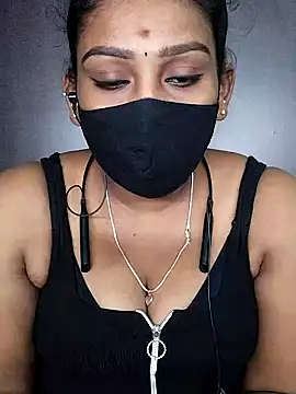 Snapshot of tamil_Monisha chatting on 11.30.25 tamil Monisha online show from 11.30.25