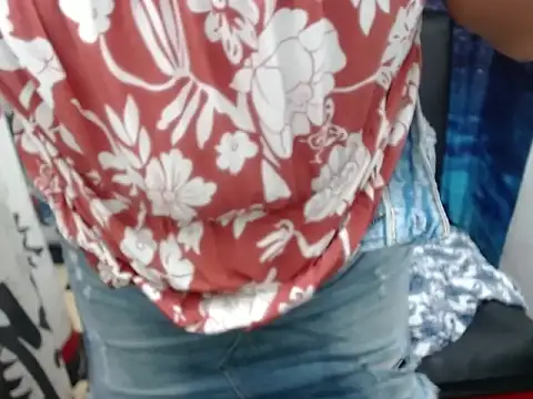 Snapshot of dalilah_pervertt chatting on 11.01.25 dalilah pervertt online show from 11.01.25